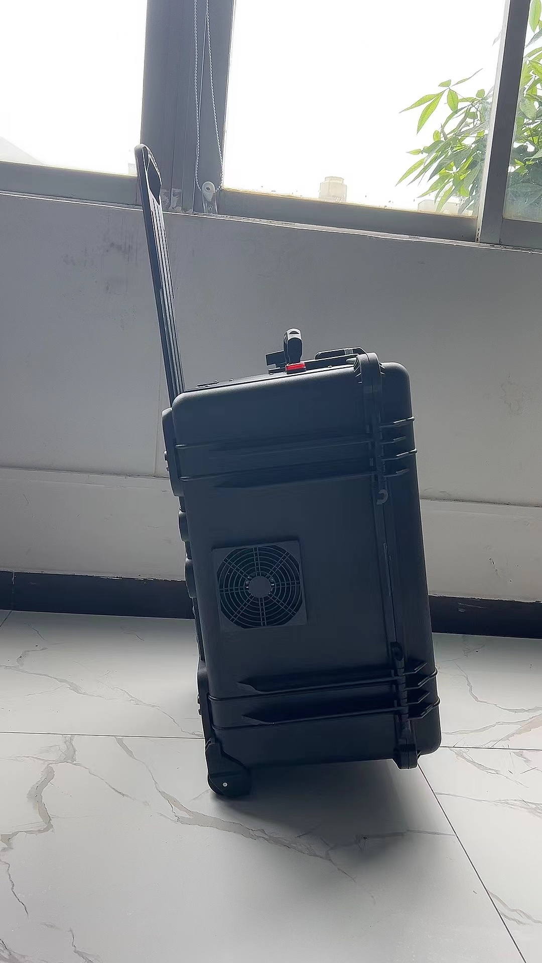 铜官手拉箱型移动通信干扰器